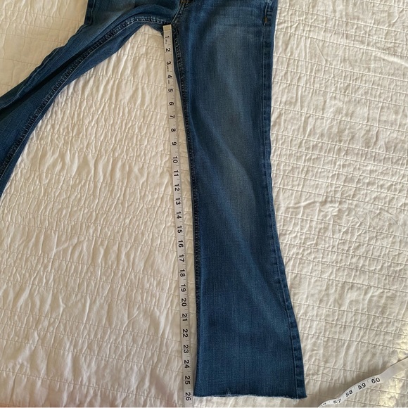 GUC | Joe’s Jeans The Provocateur Bootcut *Petite (Short) Bootcut* - Picture 11 of 15